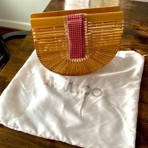 Adorable straw/wood bag NWOT